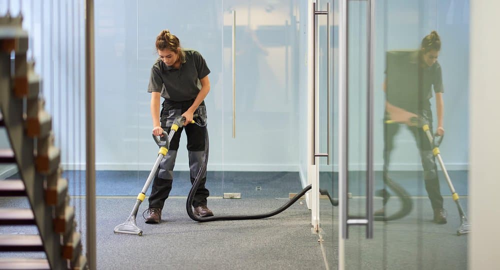 Starting a Carpet Cleaning Business? The Ultimate Guide