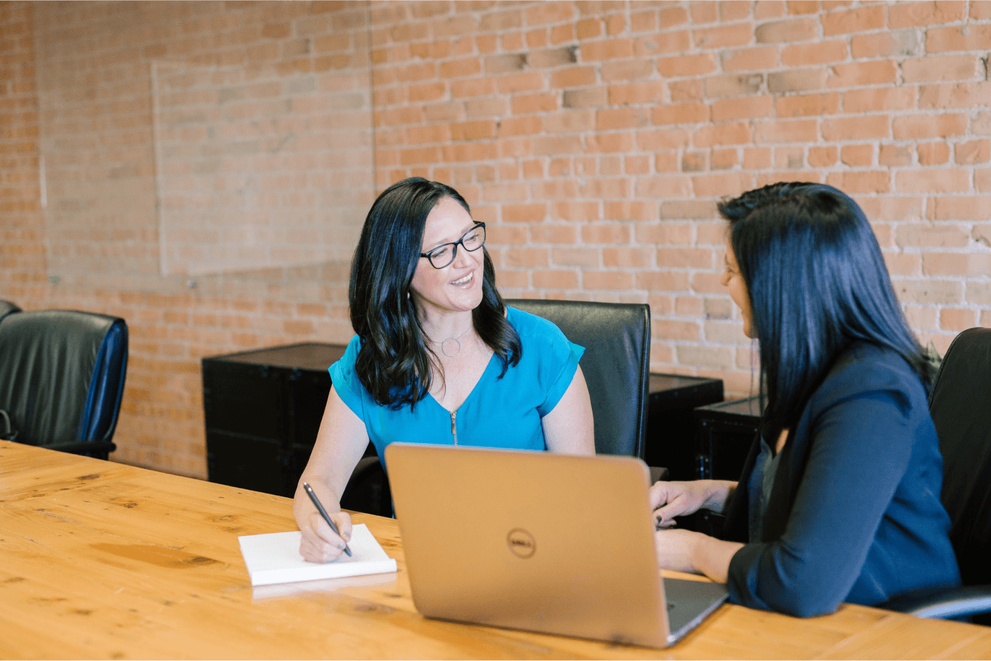 How to Respond to Negative Reviews (Templates & Examples)