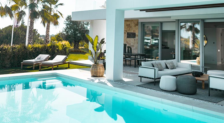 start a business in pool building